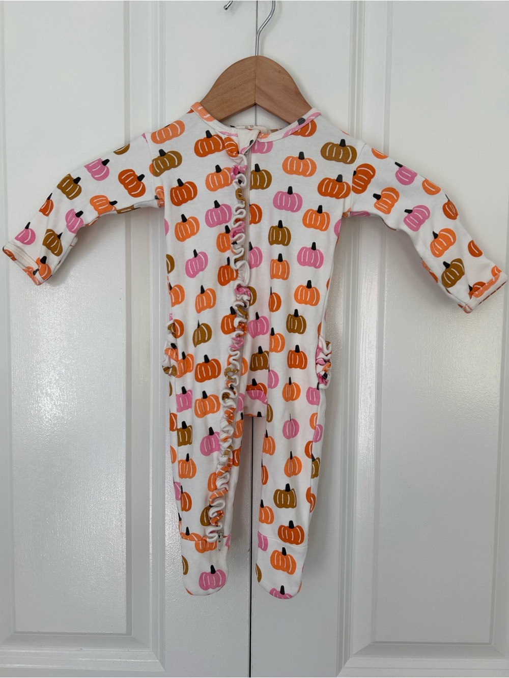 Siix 3-6 month organic cotton white footie colorful pumpkin patch & ruffle bum